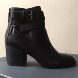 Eileen Fisher "Wrap-LT" Boot